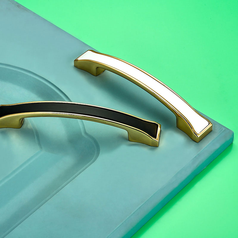 Handles pull zinc alloy handle 6020 AMBA HARDWARE CO., LTD